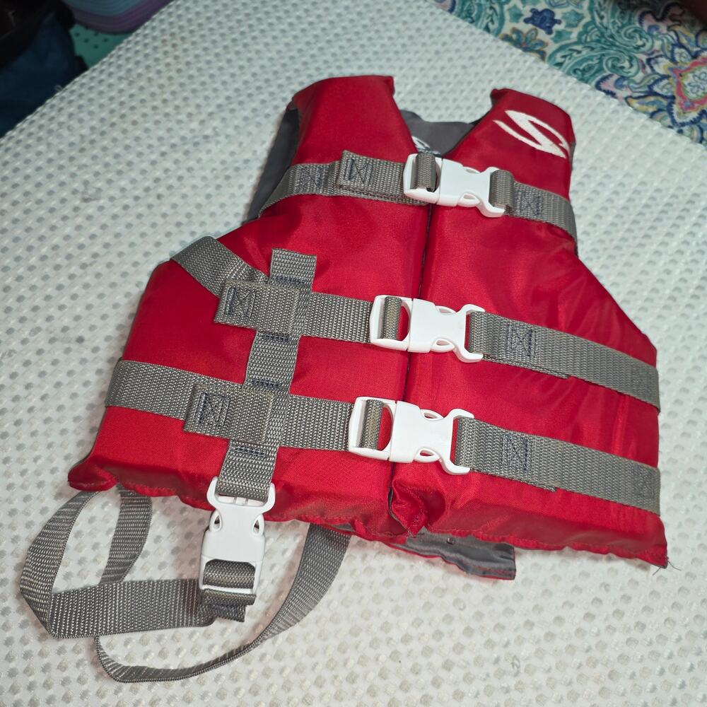 STEARNS CLASSIC SERIES CHILD SIZE LIFE VEST